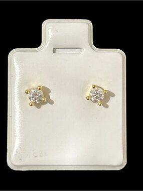 Round 3mm 0.2CT GRA certified Moissanite Stud Earrings